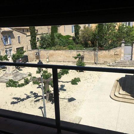 Готель Le Vieux Bistrot Cabrieres-d'Avignon Екстер'єр фото